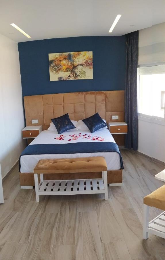 Hostal Mh Borj Мартиль Экстерьер фото