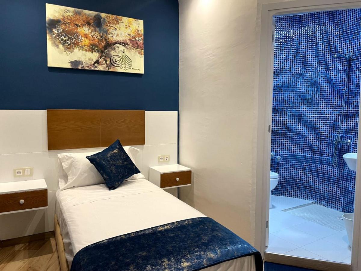 Hostal Mh Borj Мартиль Экстерьер фото